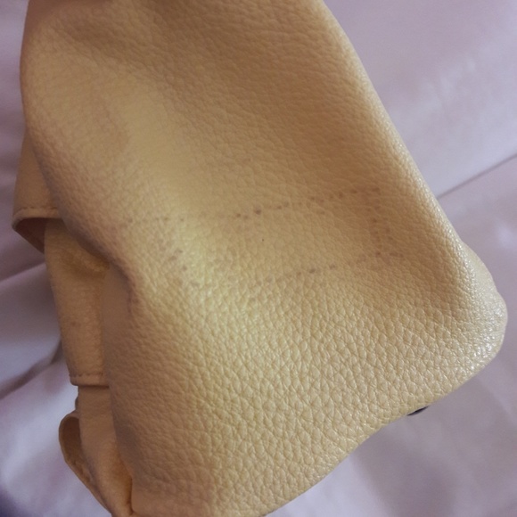 Yellow Ruffle Bag - Picture 6 of 6